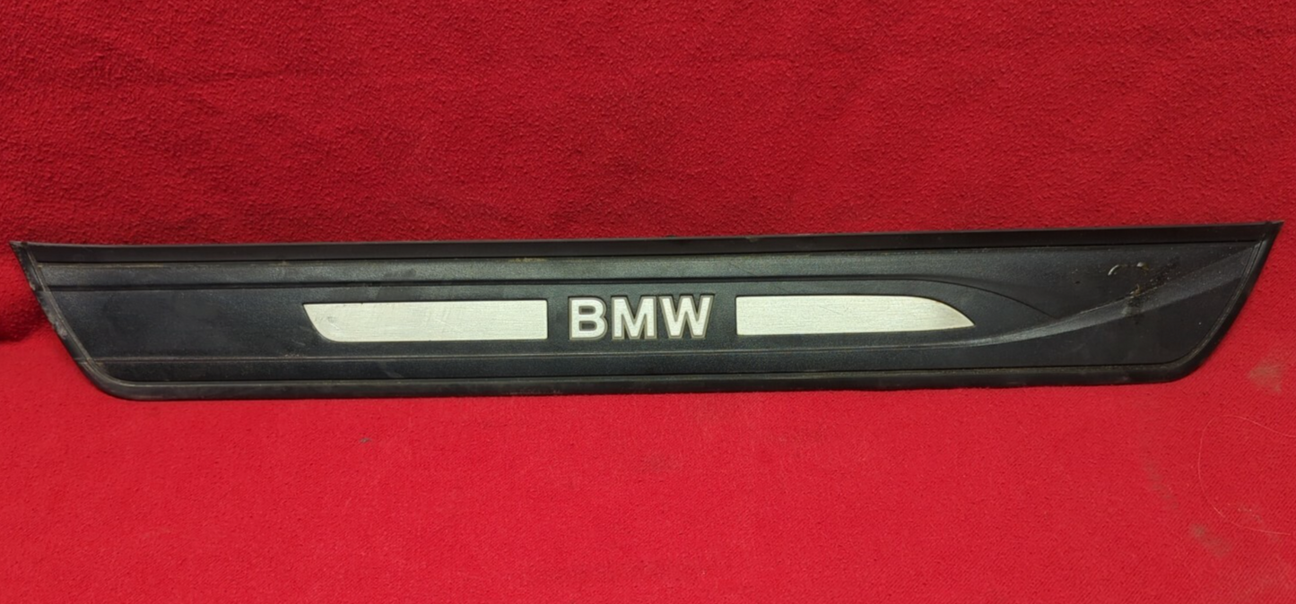 2010 - 2016 BMW 535i / 550i GT Passenger Front Door Sill Scuff Plate - LIGHTED