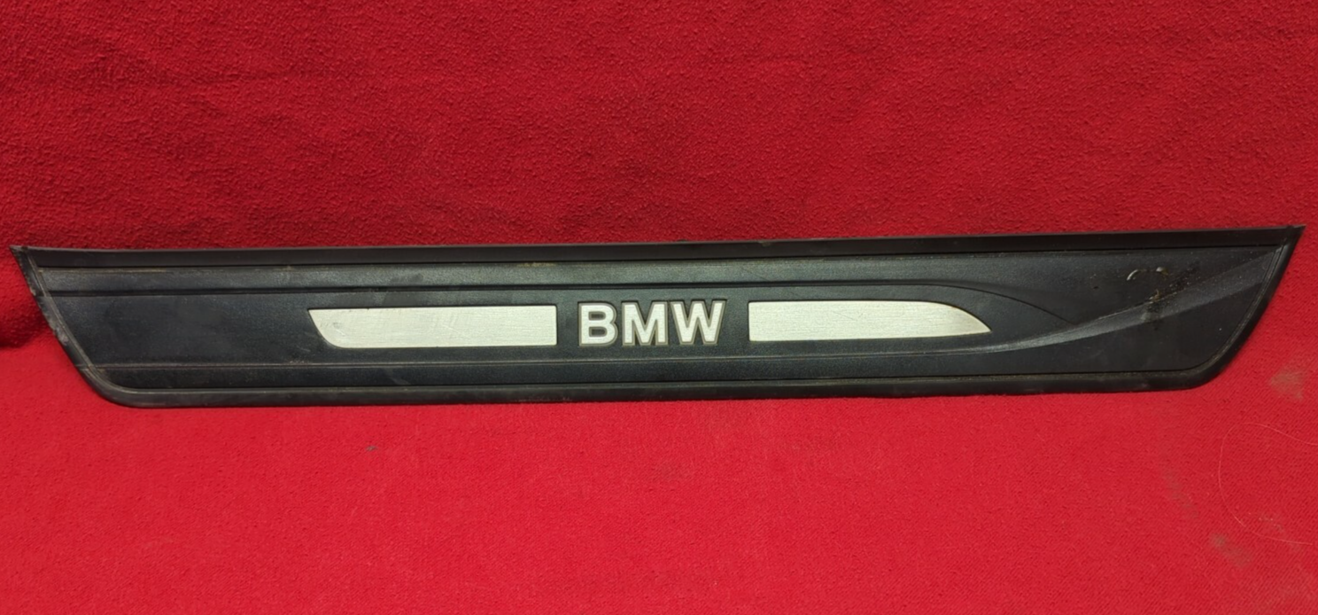 2010 - 2016 BMW 535i / 550i GT Passenger Front Door Sill Scuff Plate - LIGHTED