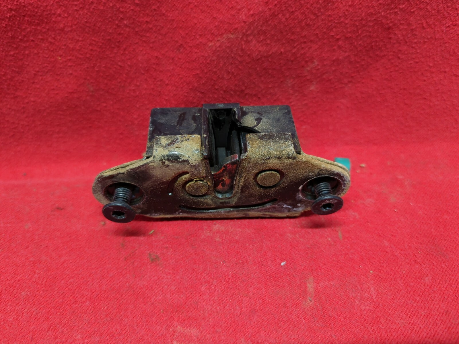 2001 2002 2003 2004 Chrysler PT Cruiser Liftgate Hatch Trunk Latch Lock Actuator