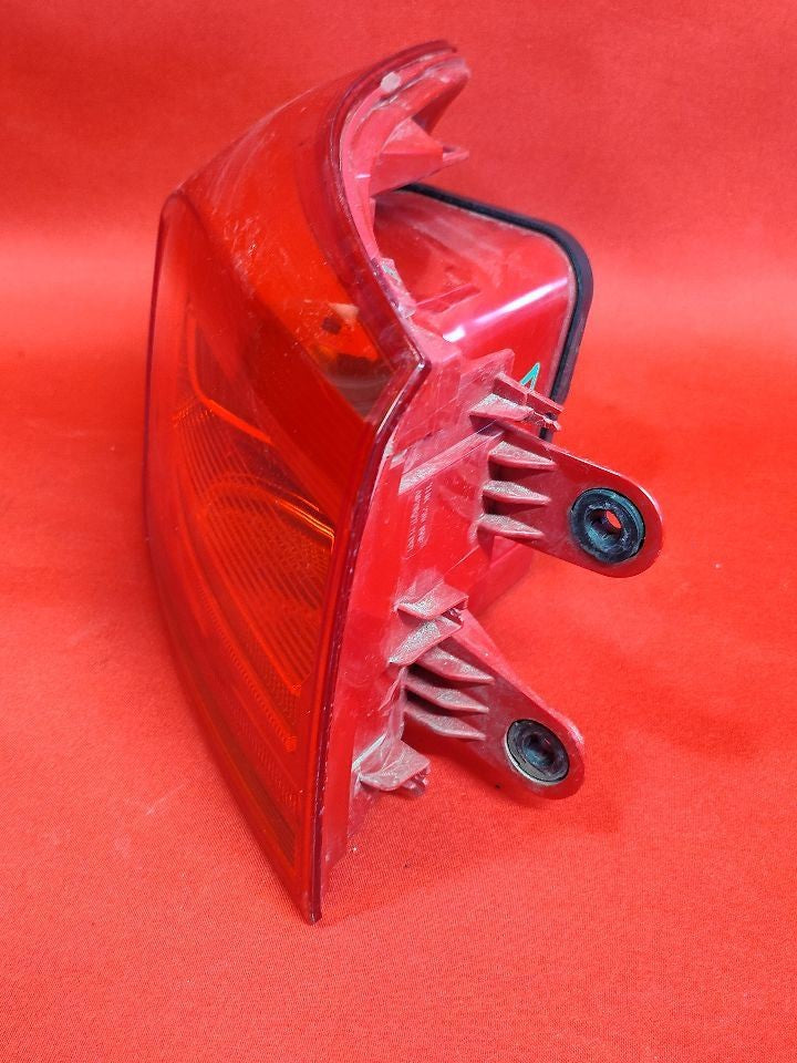 2012-2018 VW Volkswagen Tiguan LEFT DRIVER Outer Quarter Tail Light Lamp