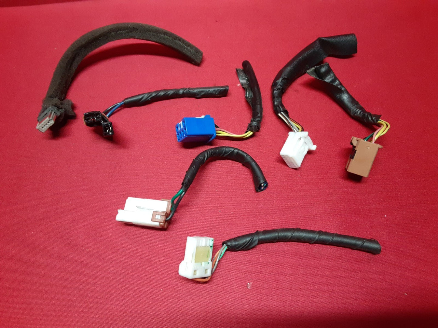 2011 Kia Sorento Heated Seat 12V Dash Unit 933002P030CA / 847301U000CA -PIGTAILS