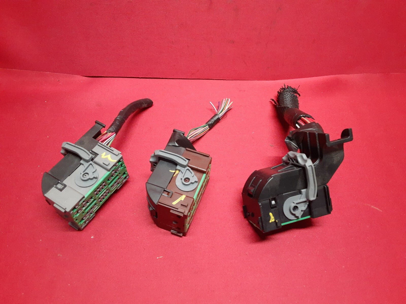 2008 Jeep Commander Interior Dash Fuse Box Junction Relay 56048367AE - PIGTAILS