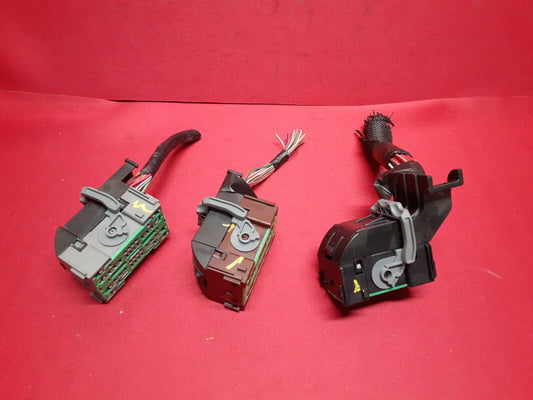 2008 Jeep Commander Interior Dash Fuse Box Junction Relay 56048367AE - PIGTAILS
