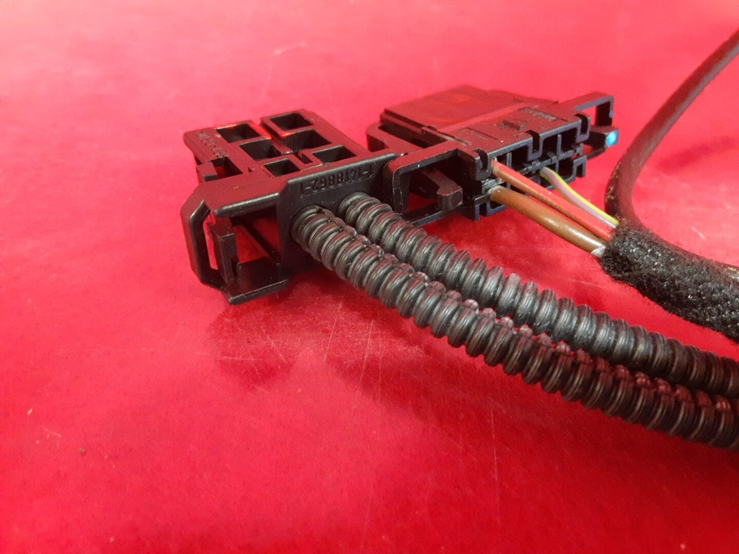 2004 - 2012 Audi GPS Navigation DVD Player Control Unit - PIGTAIL WIRES ONLY