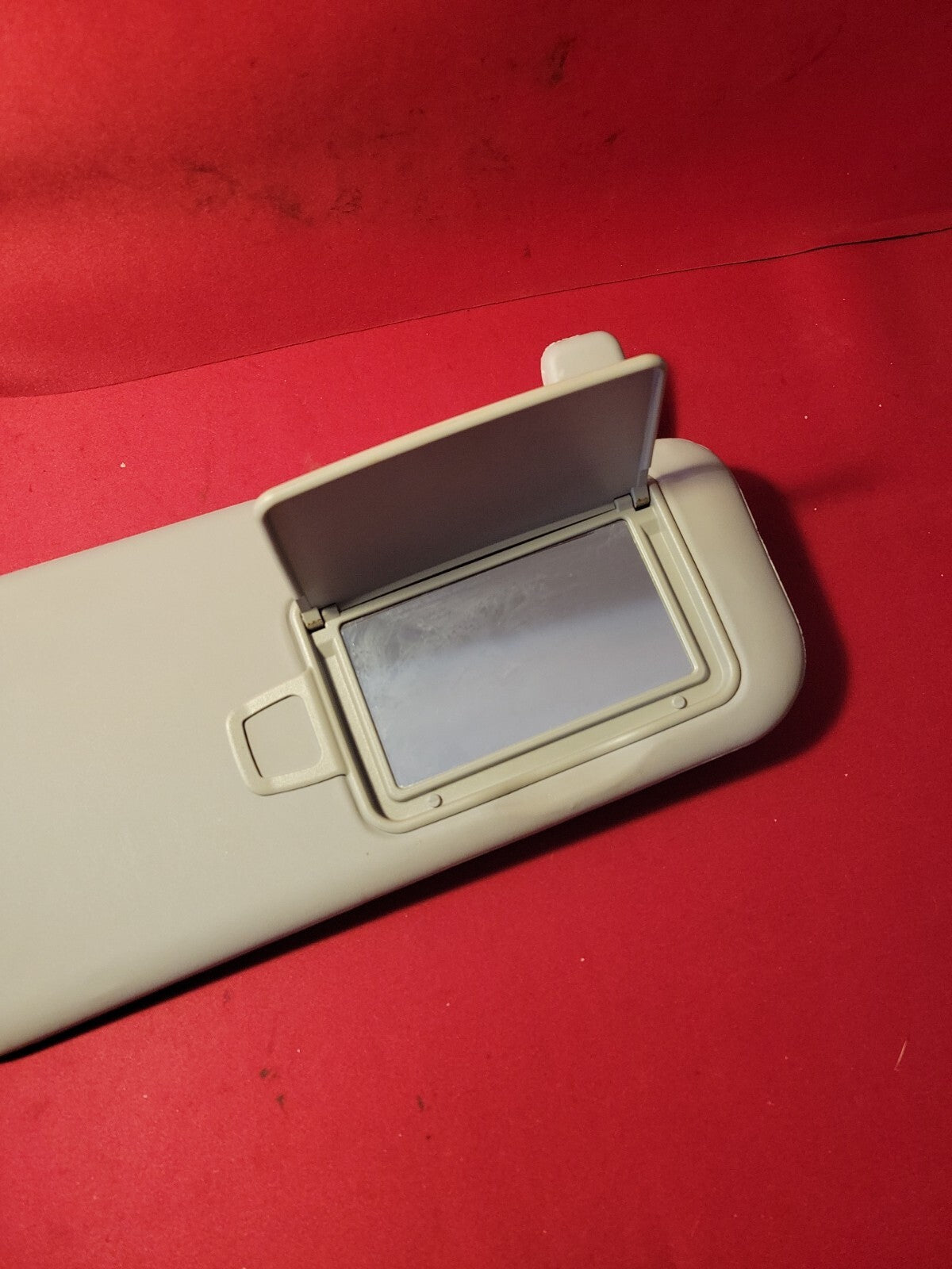 2010 - 2013 Kia Soul Sun visor Right Passenger side 85220-2K260QW