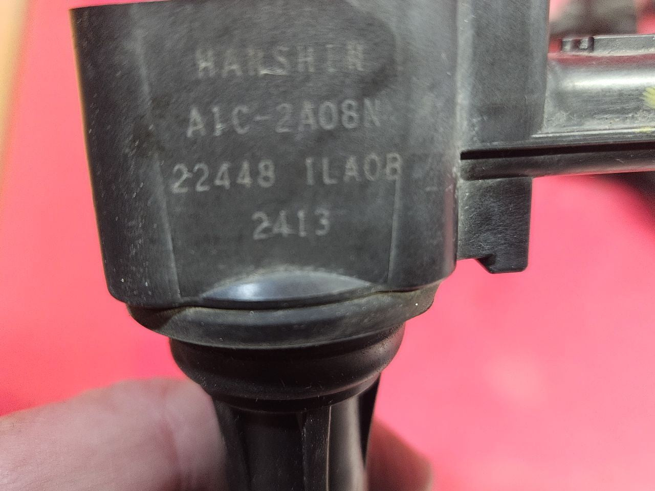 2011-2020 Infiniti 2017-2024 Nissan 5.6L V8 STAGGERED Ignition Coil Set of Eight