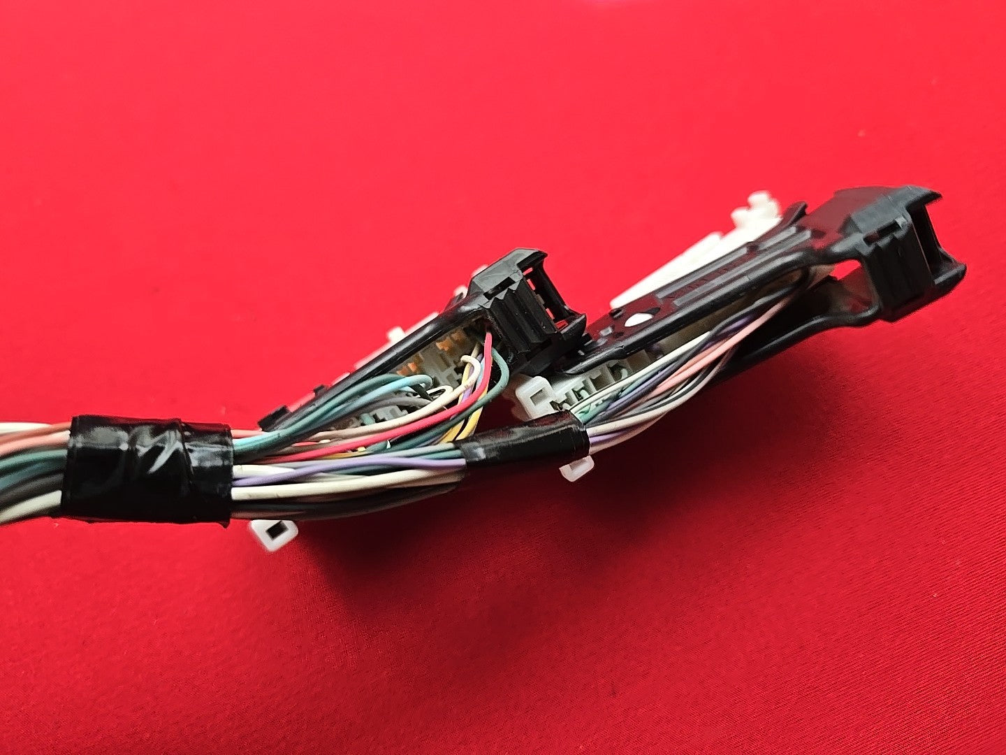 2011 2012 Lexus IS250 IS350 ISF Auto LEFT DRIVER Fuse Box Junction Block PIGTAIL