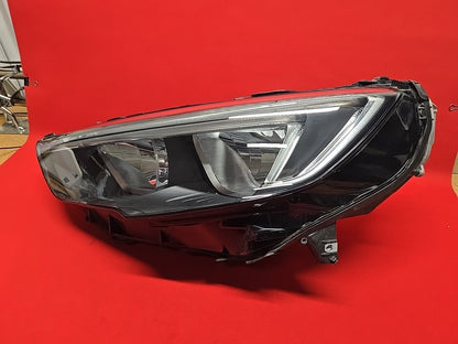18-20 Buick Regal Sportback Tourx LEFT DRIVER Headlight HALOGEN - MNT TABS GOOD