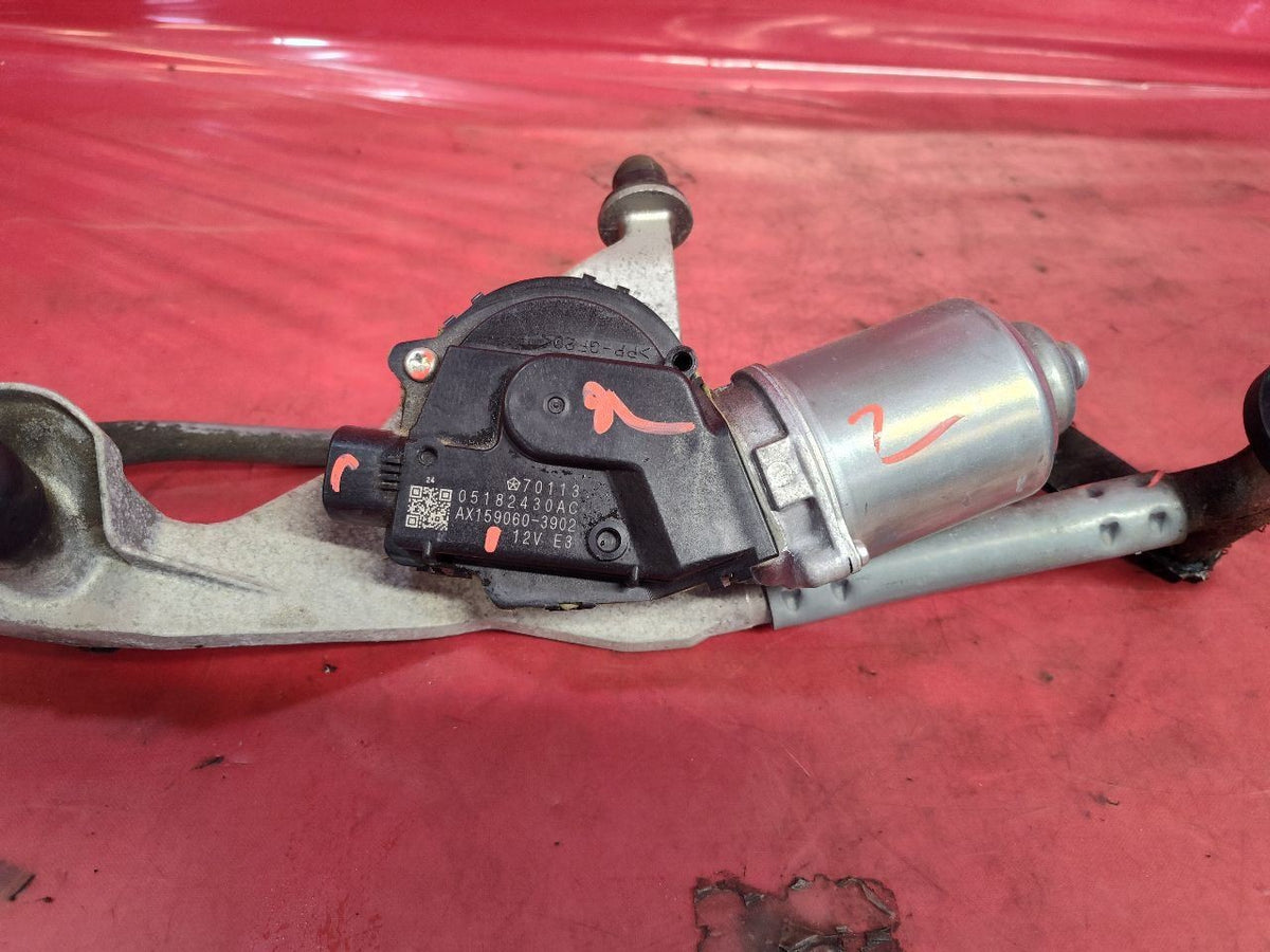 2012-2019 Fiat 500 Front Windshield Wiper Motor w/ Transmission Linkage