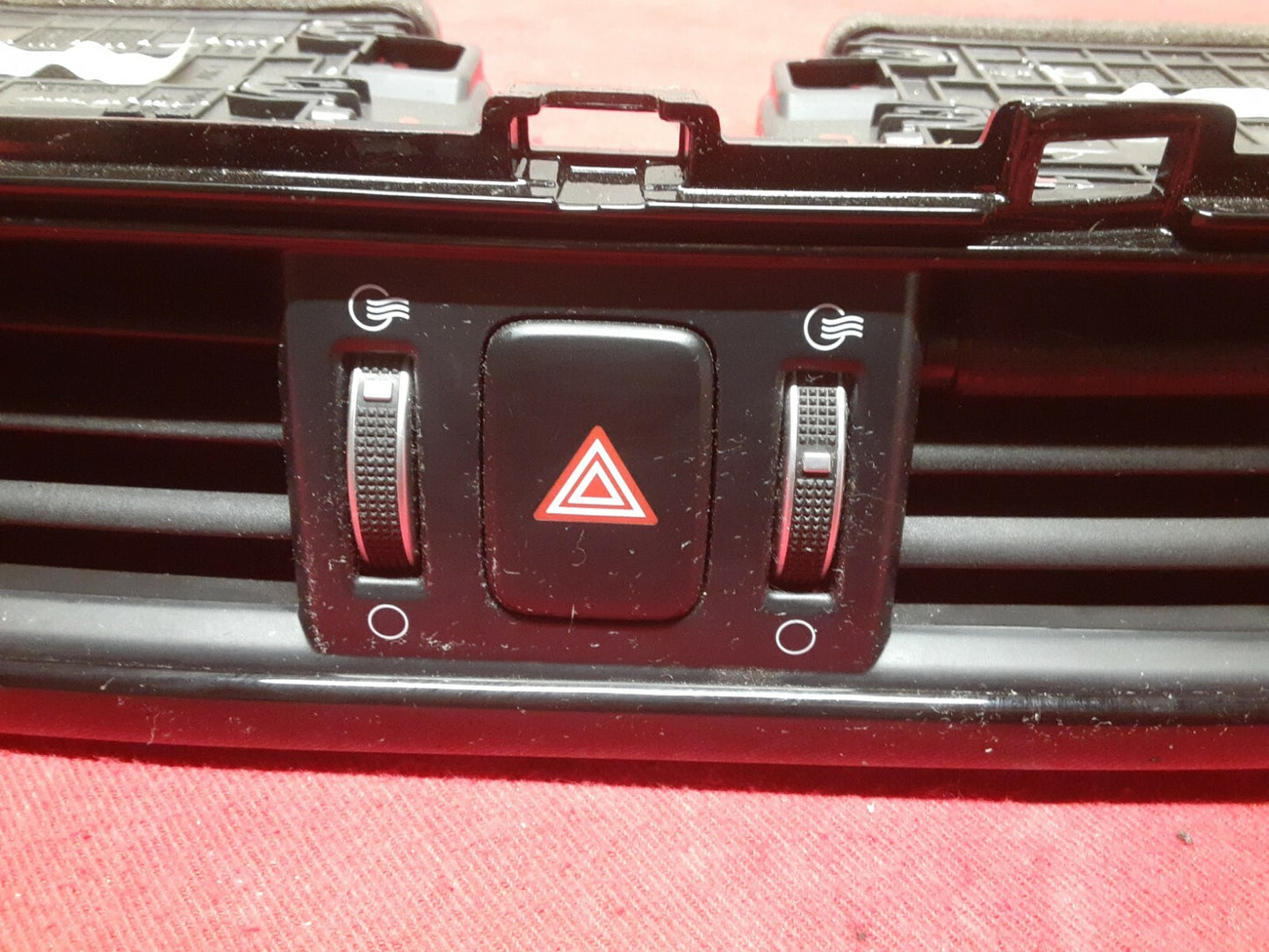 2016 2017 2018 2019 2020 Kia Optima Center Dash Hazard Light Vent Grille Bezel