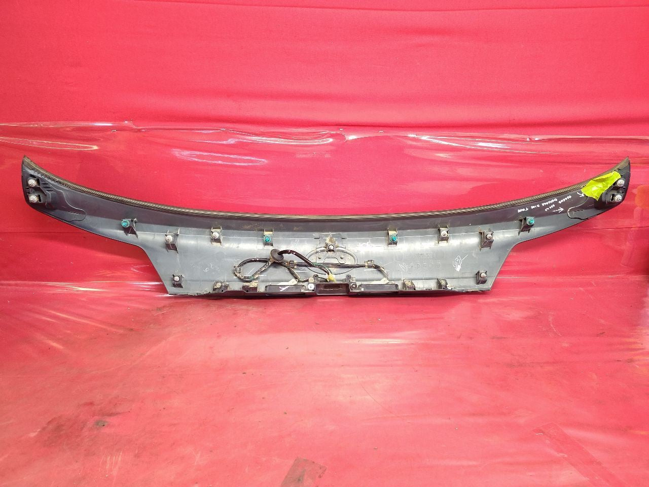 2012-2014 Subaru Outback Wagon Liftgate Hatch Emblem Trim GU / G5U Indigo Pearl