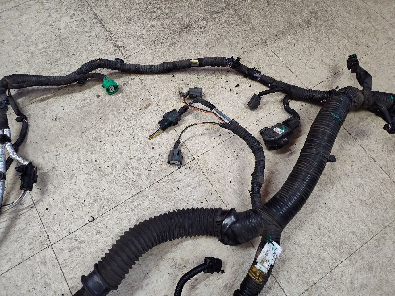 2011-2013 Infiniti QX56 Engine Wiring Harness AWD 3Row w/ LDP, ICC, NAVI, HFP