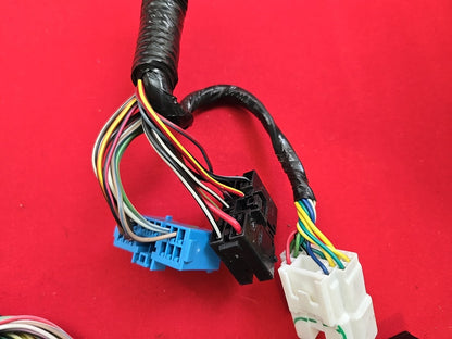 2001-2003 Mazda Tribute / Escape Mariner Interior Cabin Fuse Box - PIGTAIL WIRES