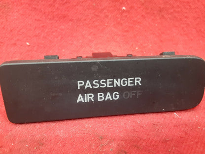 Volkswagen VW Center Dash Bezel Black SRS Passenger Indicator 5M0919234