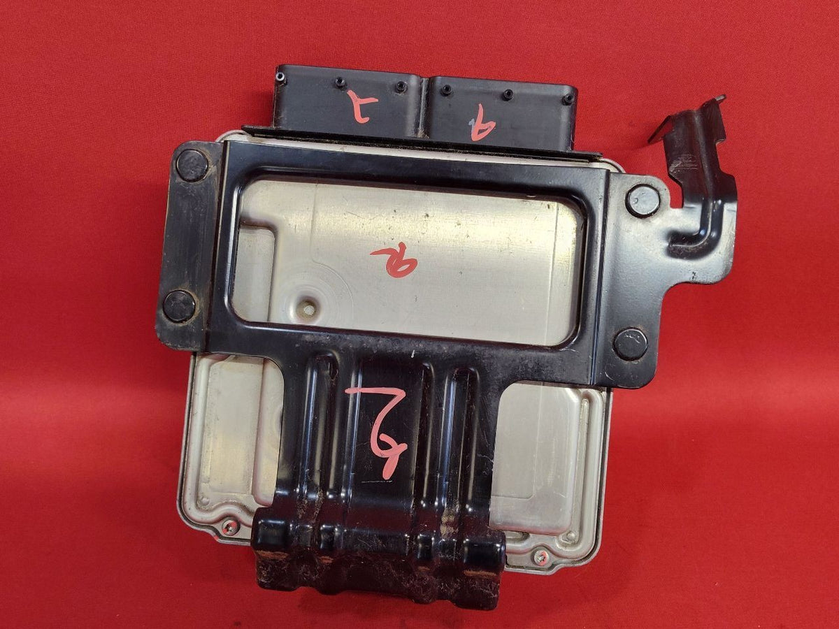 2013 Kia Soul 1.6L Engine Control Module ECM ECU Auto Trans + ISG Starter