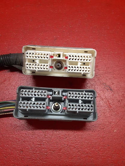 2003-2005 GM Multi Vehicle EMC ECU Engine Control Module PIGTAILS 12574976