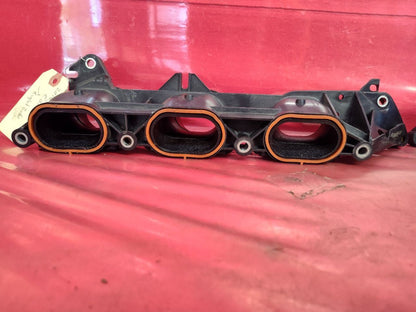 2012-2018 Mercedes Benz SEDAN V6 Lower Intake Manifold Plenum Flange Set - 110k