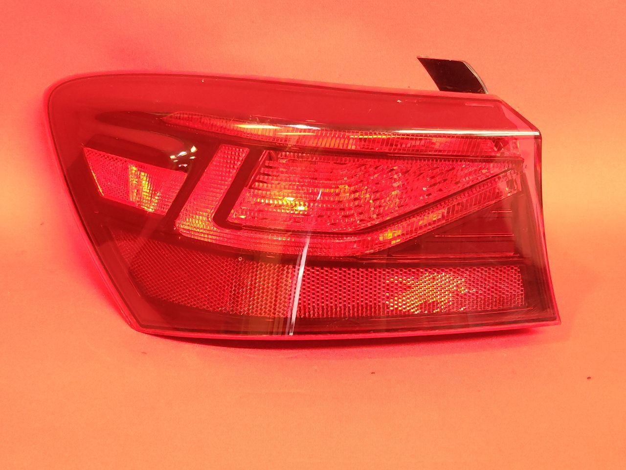 2019-2024 Kia Forte LEFT DRIVER OUTER Quarter Incandescent Tail Light Lamp
