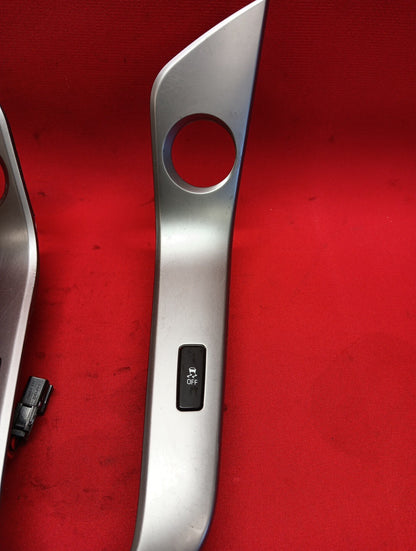 2011-2016 Chevrolet Cruze Shifter Trim Bezel Polar Silver 95374983
