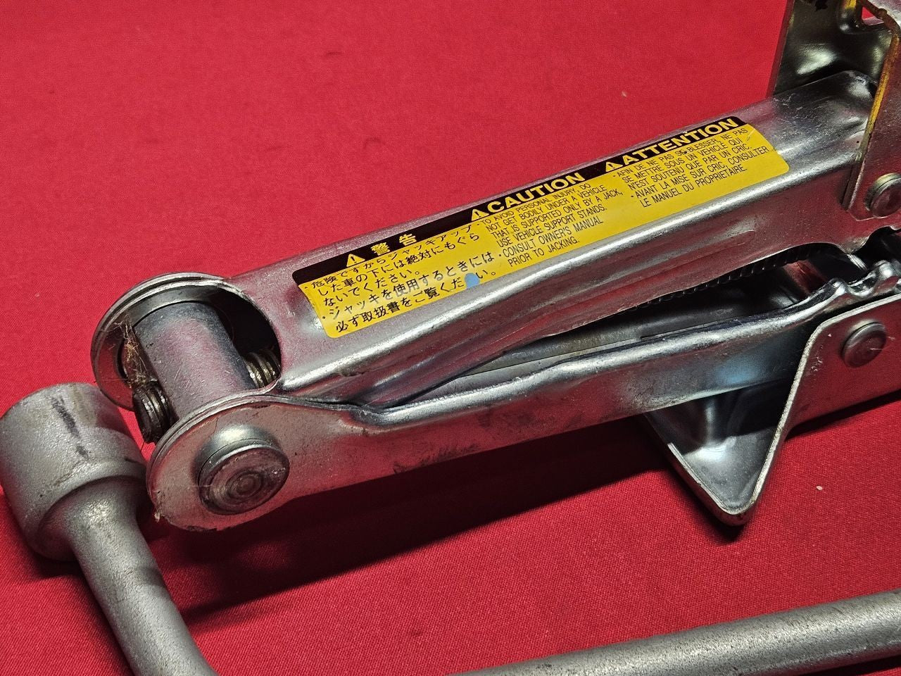 2001-2003 Toyota Prius Emergency Spare Tire Scissor Jack Wheel Wrench Set