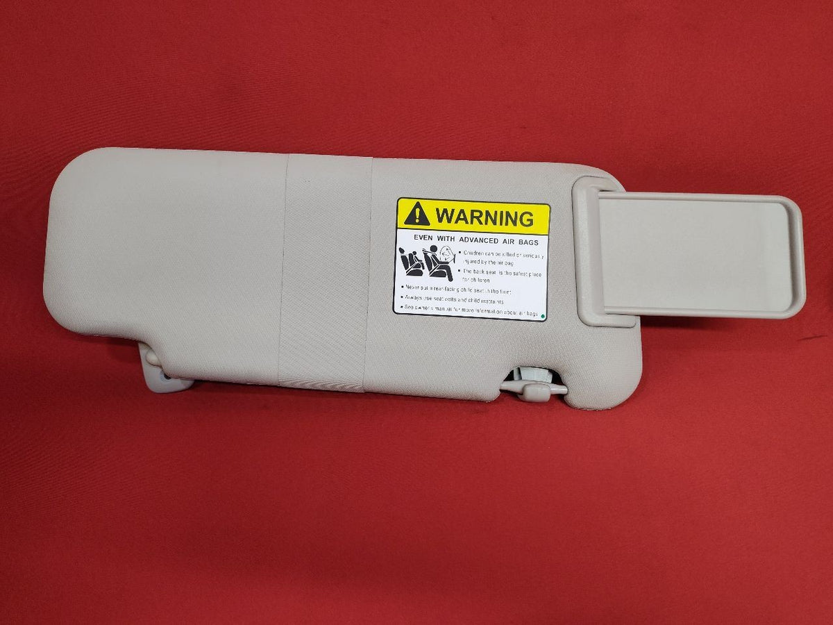 2014-2018 Mazda 3 6 Japan Built HATCHBACK Sun Visor Shade Set Illuminated Grey