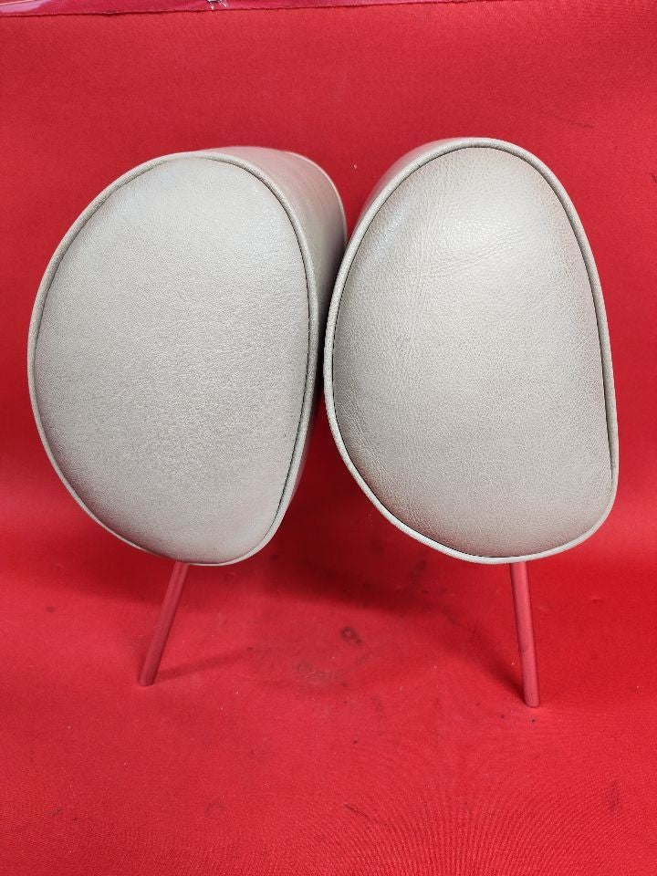 2002-2005 Lexus GS300 GS430 Front Seat Left Right Headrest Set w/ Leather IVORY