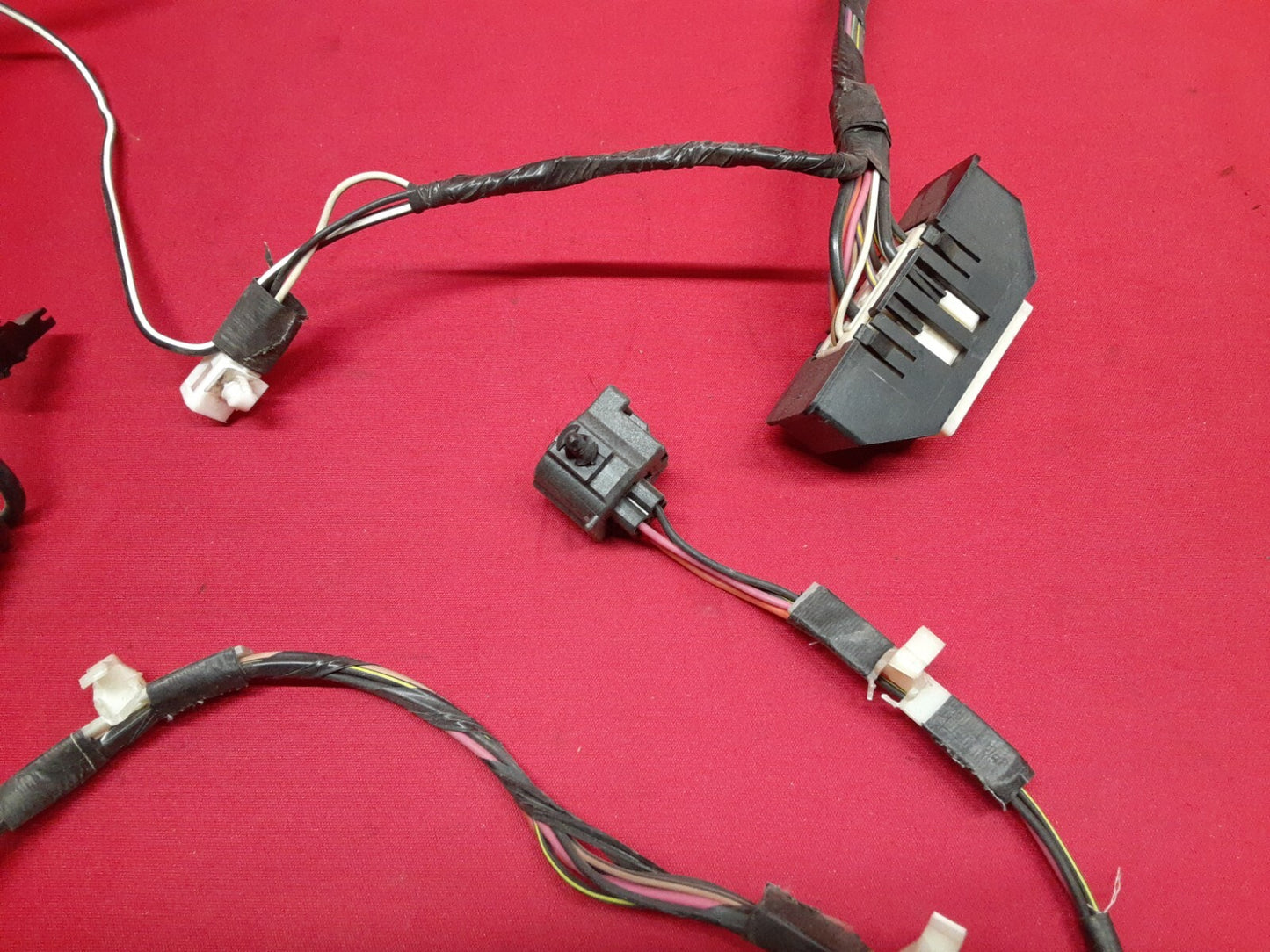 2001 - 2004 Jeep Grand Cherokee Lift Gate Hatch Wiring Harness 56042800AE
