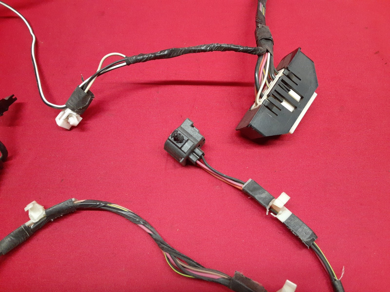 2001 - 2004 Jeep Grand Cherokee Lift Gate Hatch Wiring Harness 56042800AE