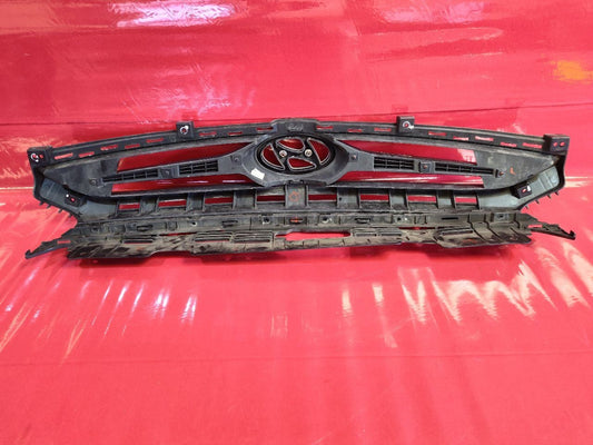 13-16 Hyundai Genesis Coupe UPPER Front Bumper Grille Insert w/ Emblem