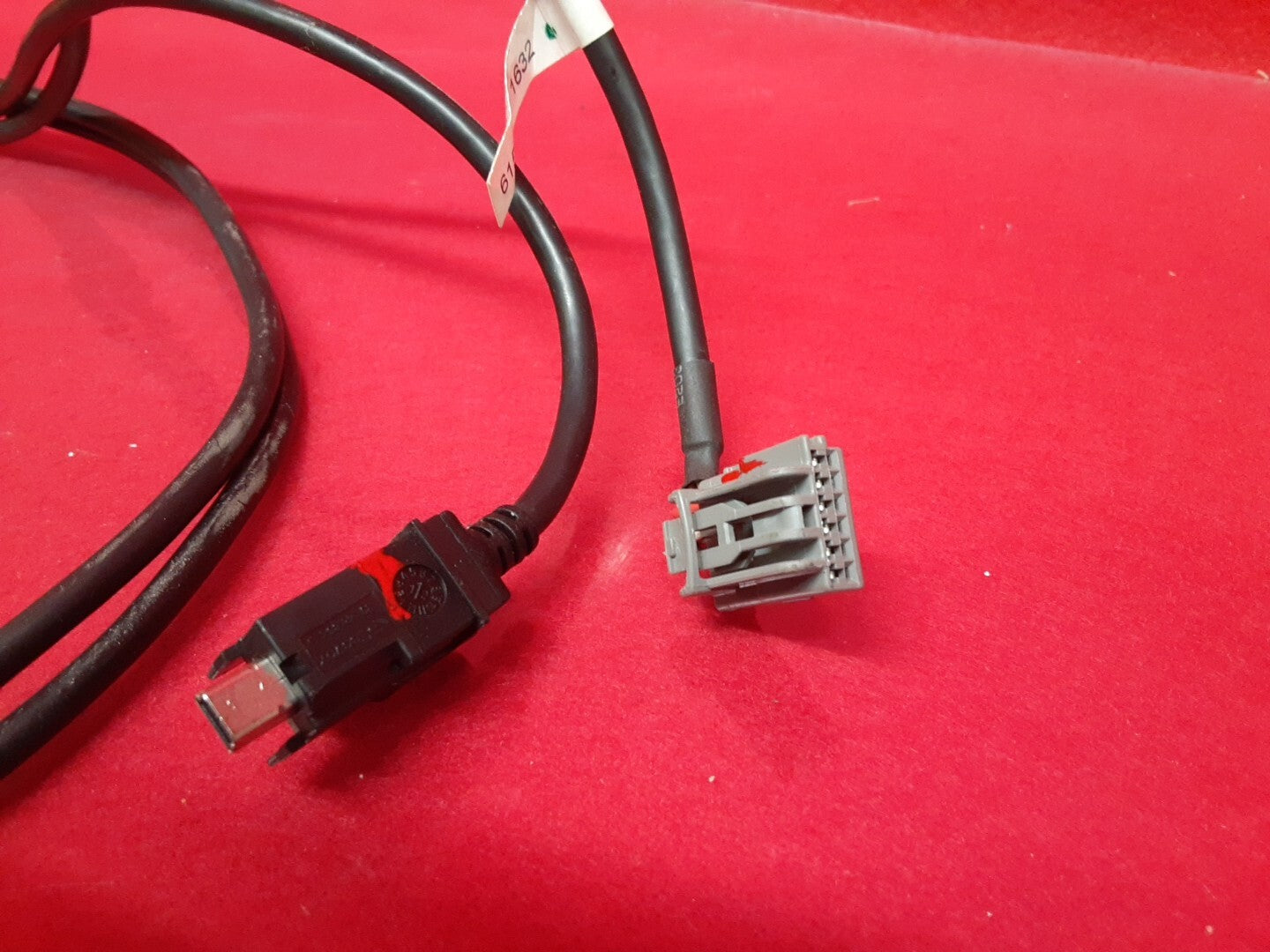 2013 Mopar Dodge Dart Auxiliary USB Port STD HUB Cable