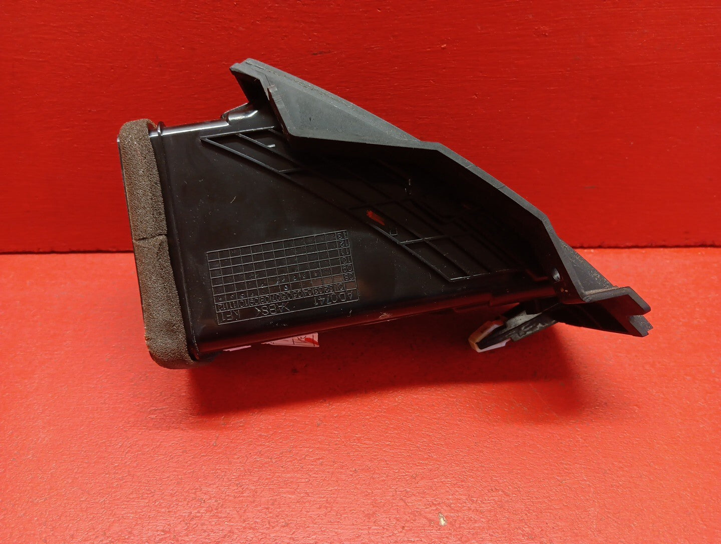 2019 - 2013 Kia Soul CENTER RIGHT Dashboard Duct HVAC Vent 97420-2K000WK