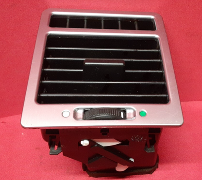 2003 - 2006 Range Rover HSE LEFT OUTER Dash Air Vent Register JVE000051