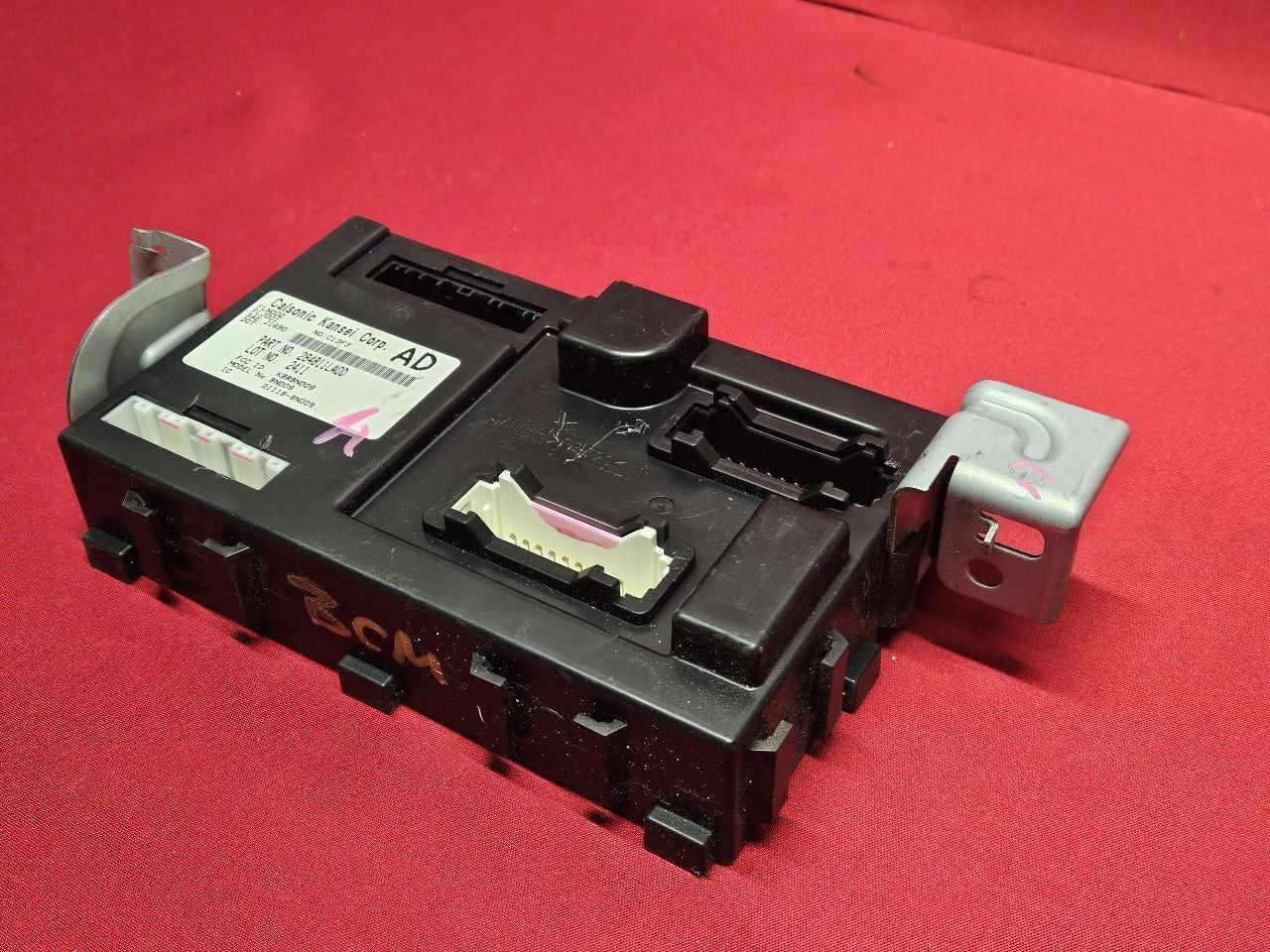 2012 2013 Infiniti QX56 2014 QX80 Dashboard Body Control Module BCM BCU