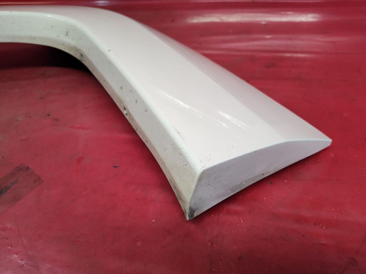 2008-2012 Jeep Liberty REAR RIGHT PASSENGER Quarter Mounted Wheel Arch Molding