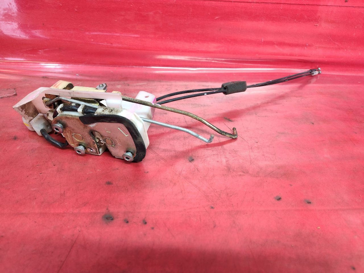 2000-2005 Lexus GS300 / 01-05 GS430 Front Left Driver Door Latch Lock Actuator