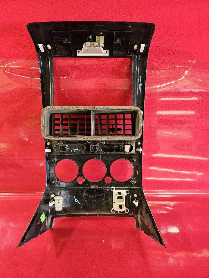 2008-2010 Ford Explorer / Sport Trac XLT Limited Radio Bezel Carbon Fiber