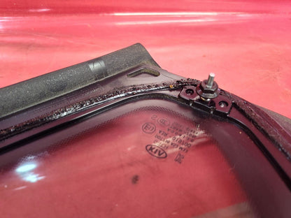 2019-2024 Kia Forte LEFT DRIVER REAR Quarter Panel Vent Glass Black Trim 68k