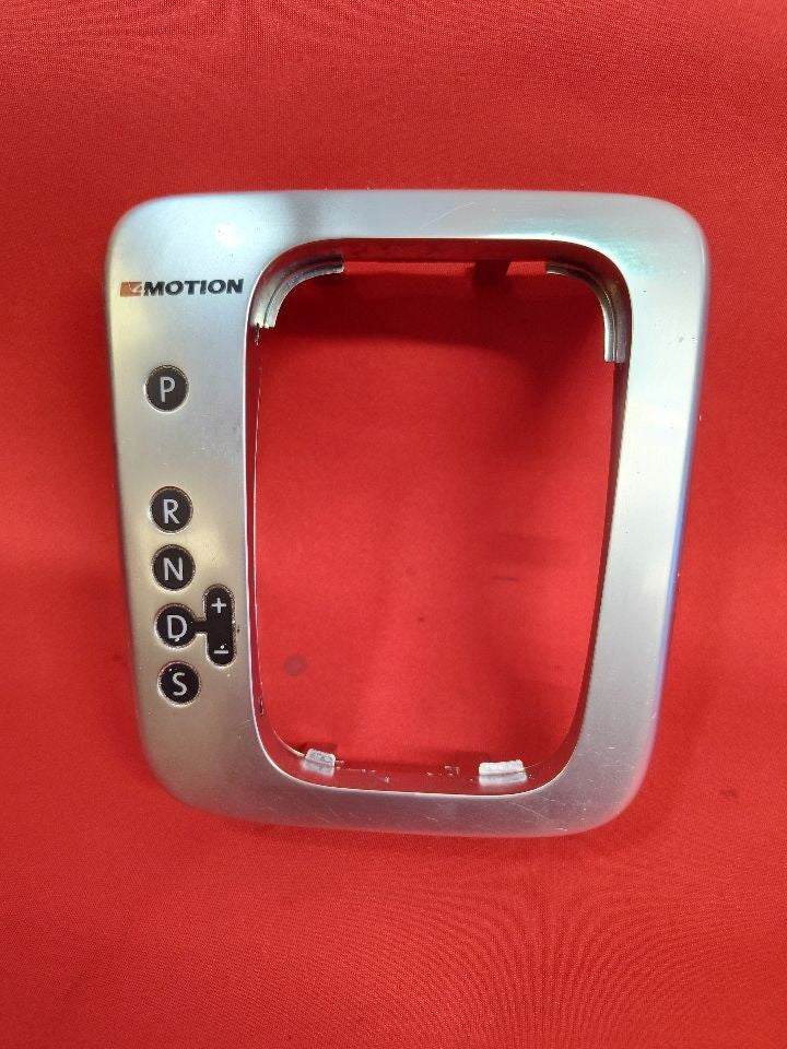 2017 2018 VW Volkswagen Tiguan Transmission Shifter Lever Trim Bezel Silver