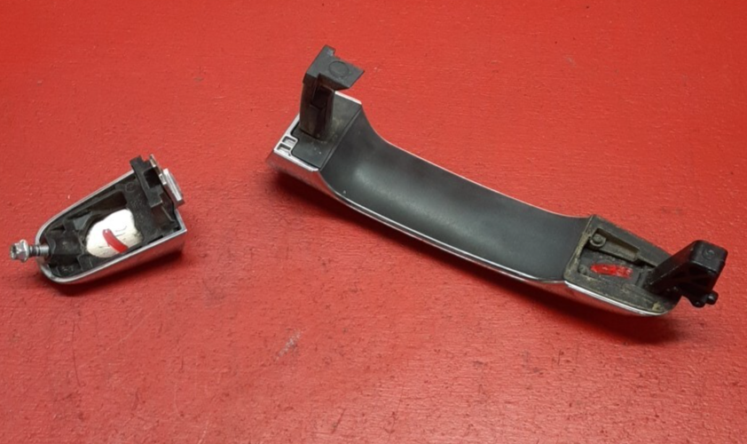 07-17 GM Multi Vehicle Front Right Pass Exterior Door Handle Chrome 22867272