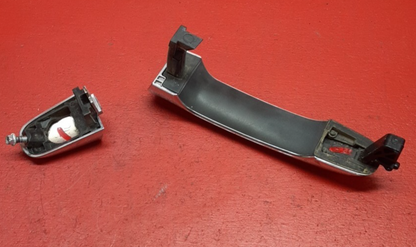 07-17 GM Multi Vehicle Front Right Pass Exterior Door Handle Chrome 22867272