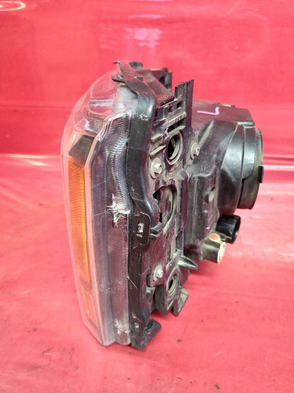 2011-2013 Land Rover LR3 Left Driver HALOGEN Headlight Lamp w/ SIGNATURE