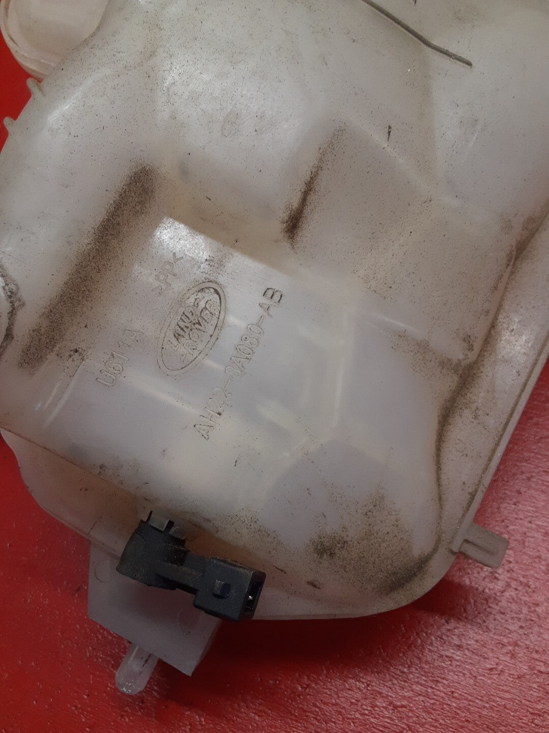 2005-2016 Land Rover LR3 4.4L Engine Coolant Reservoir LR020367