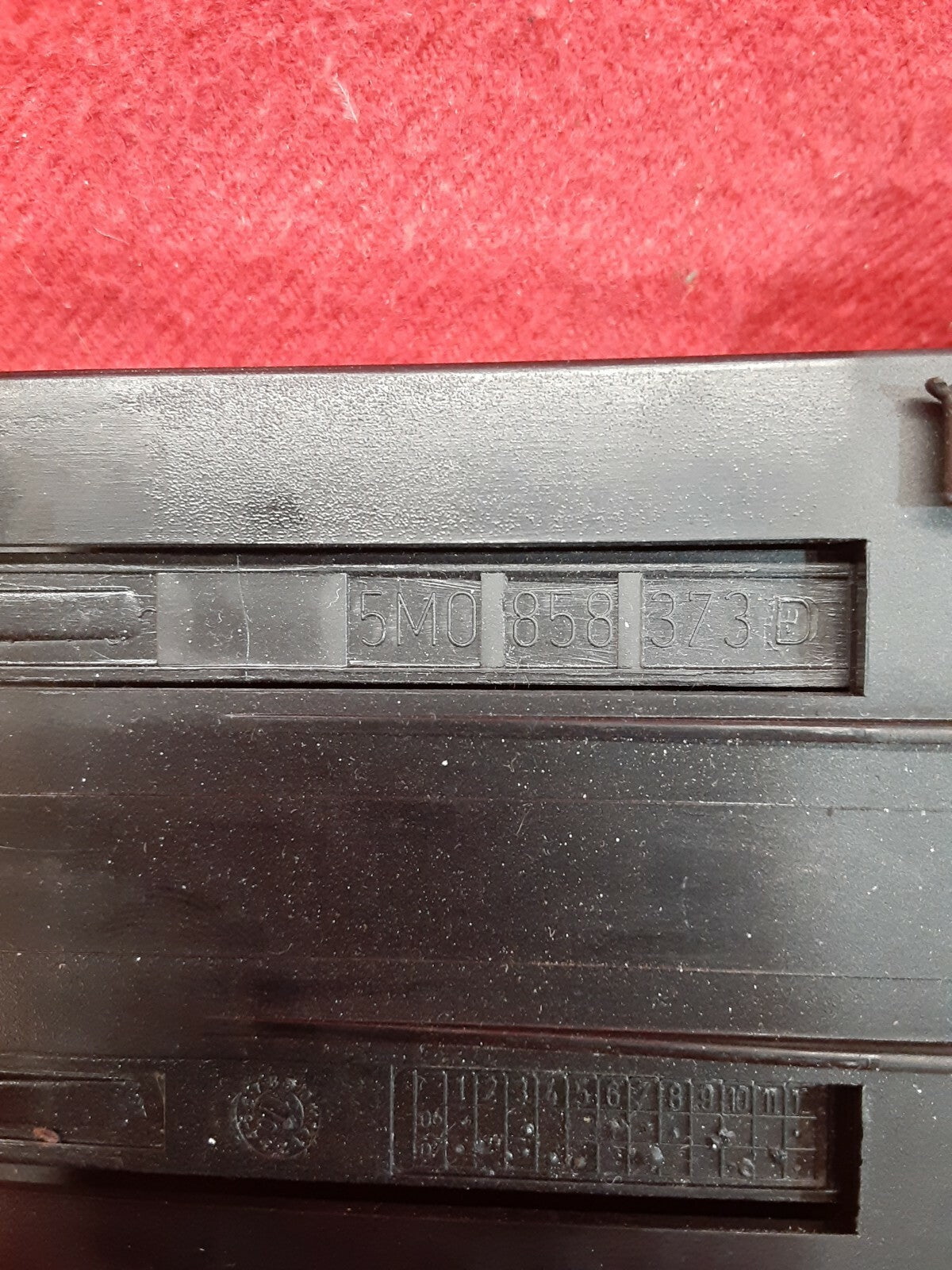 Volkswagen VW Center Dash Bezel Black Trim Piece 5M0858373