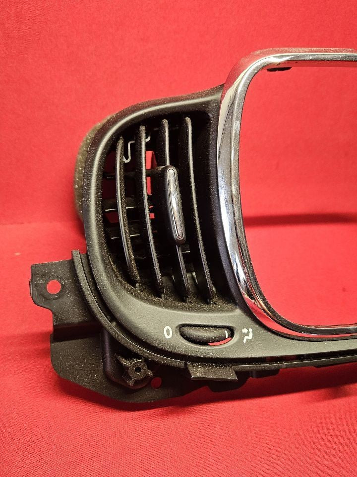 2016-2019 Fiat 500 Radio Dash Chrome Bezel Trim w/ Air Vent Registers