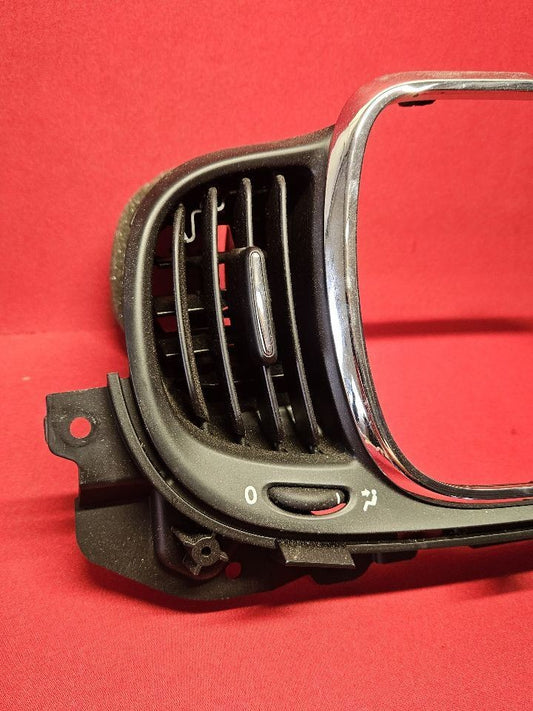 2016-2019 Fiat 500 Radio Dash Chrome Bezel Trim w/ Air Vent Registers