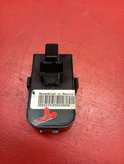 2007-2017 GMC Acadia Headlamp Switch Assembly 25822151