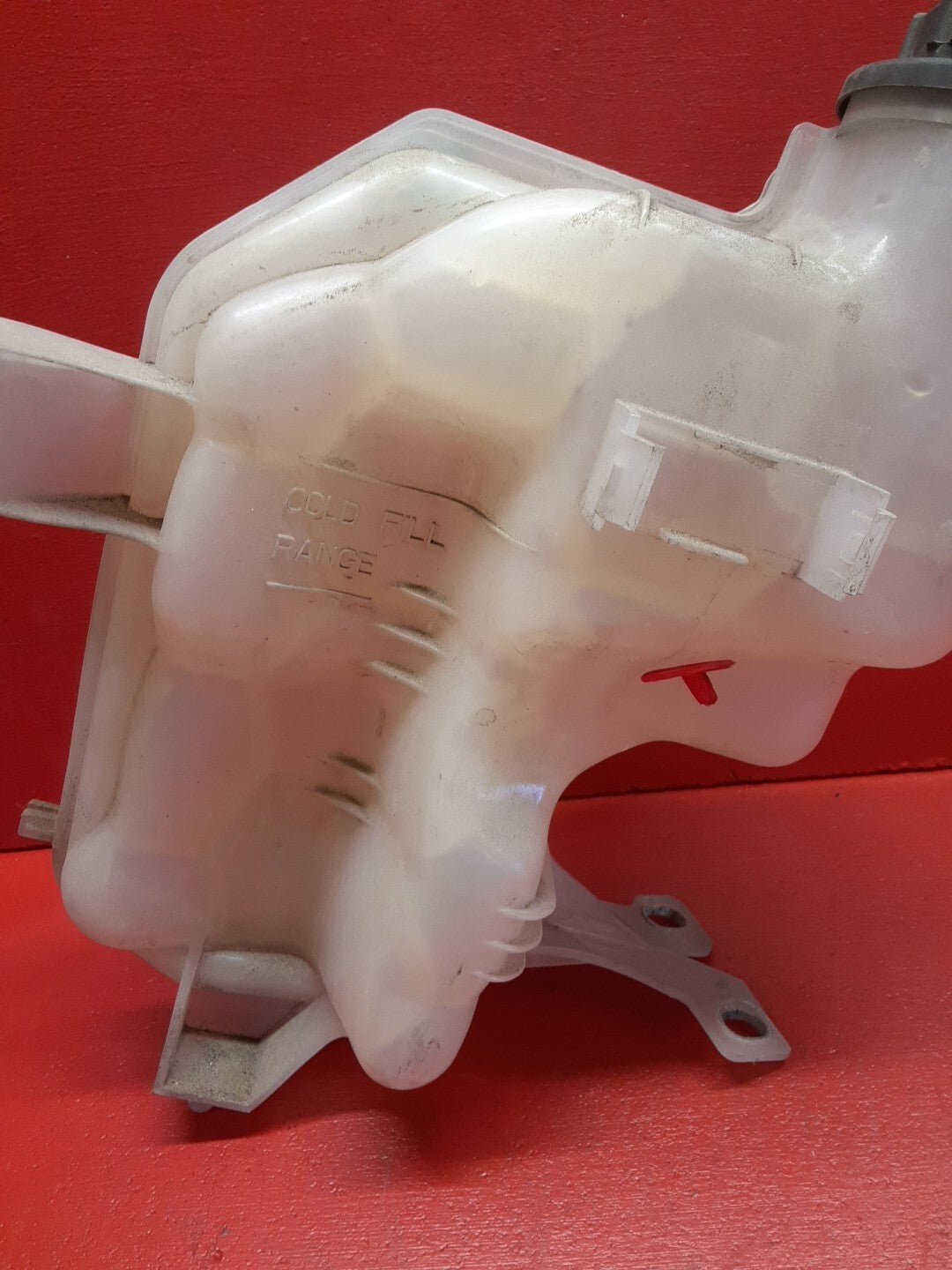 2005-2016 Land Rover LR3 4.4L Engine Coolant Reservoir LR020367