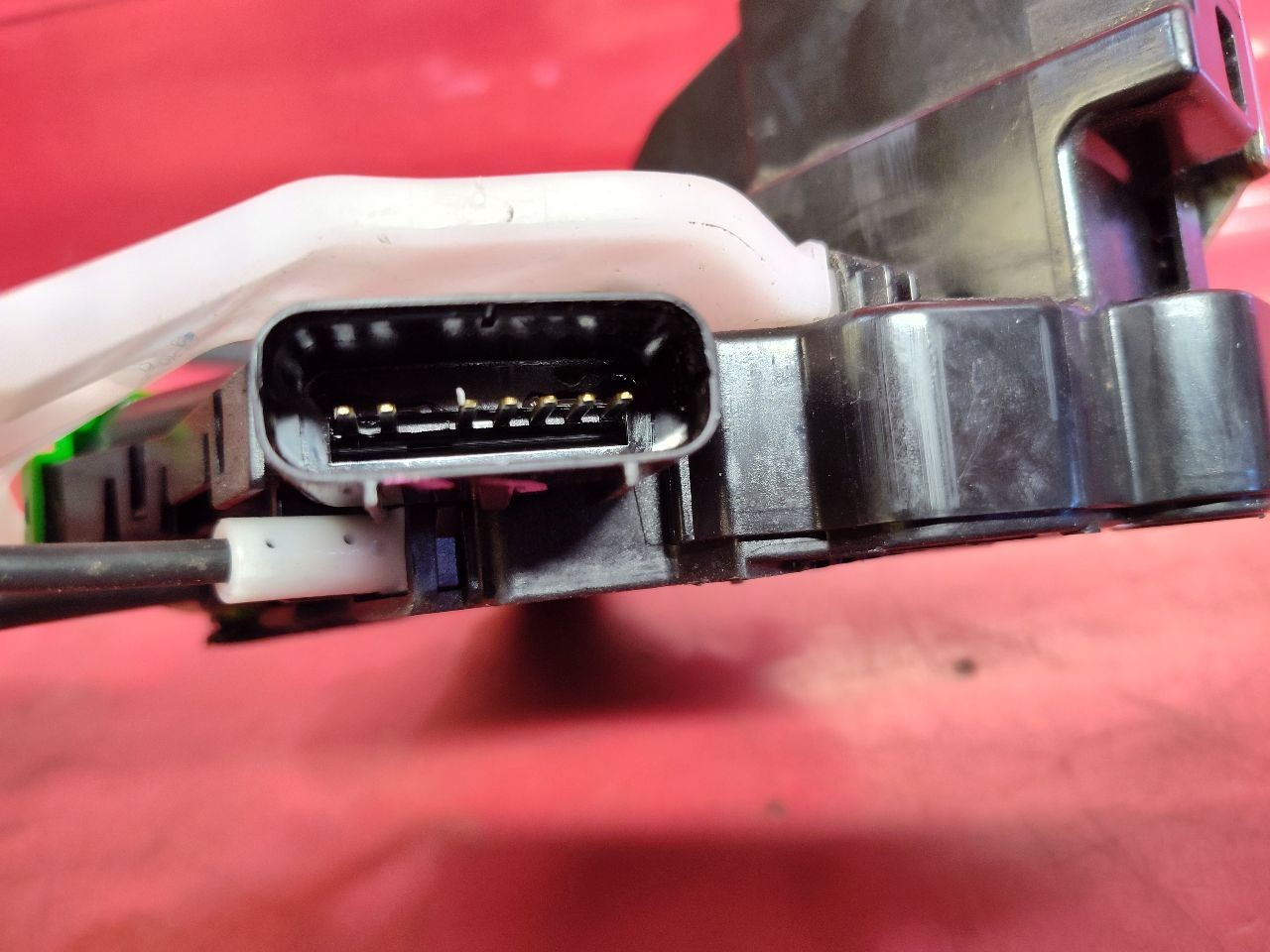 2016-2020 Kia Sorento FRONT LEFT DRIVER Door Latch Lock Actuator - 81k Miles