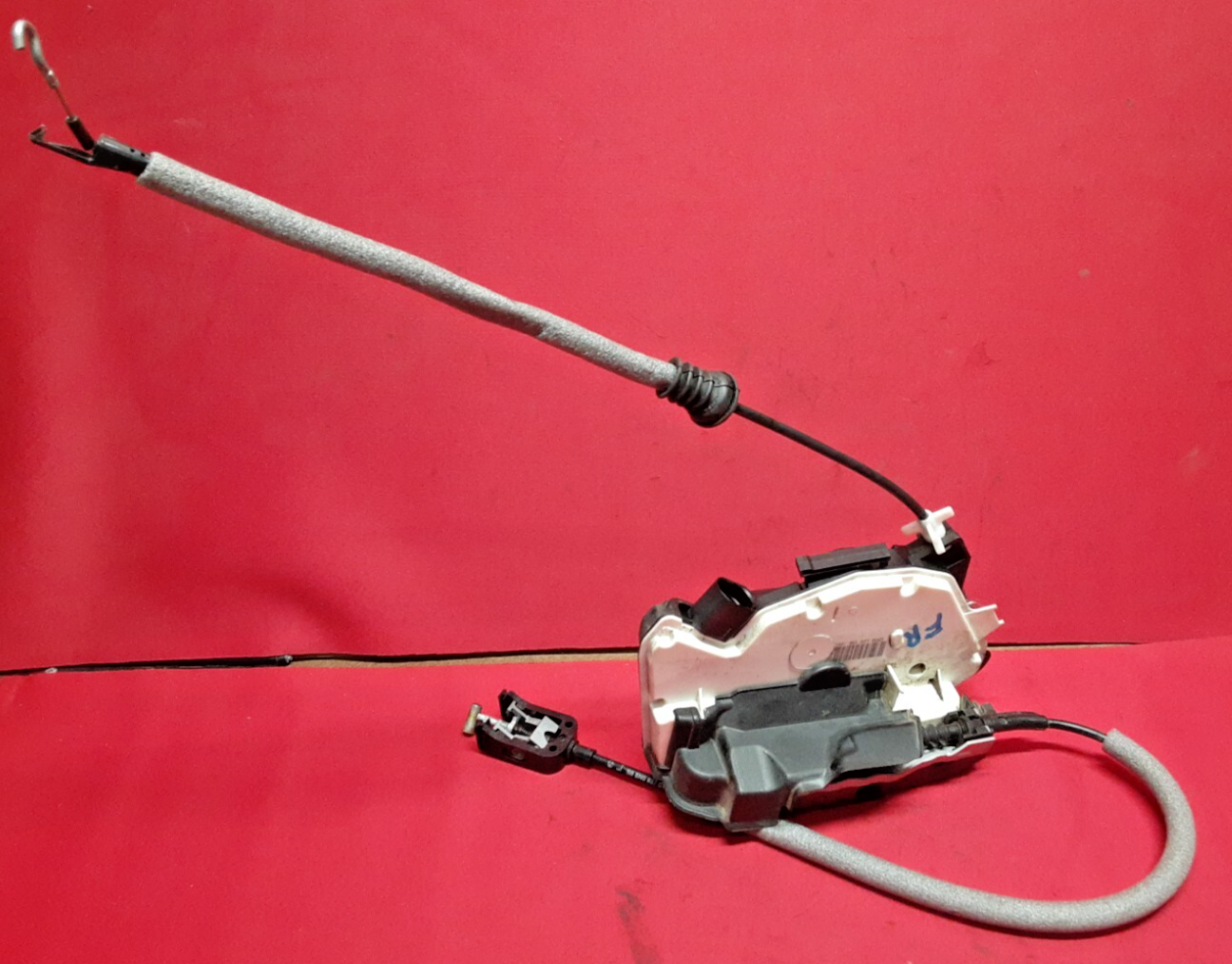 2009 - 2012 VW Tiguan / CC FRONT RIGHT PASSENGER Door Latch Lock Actuator