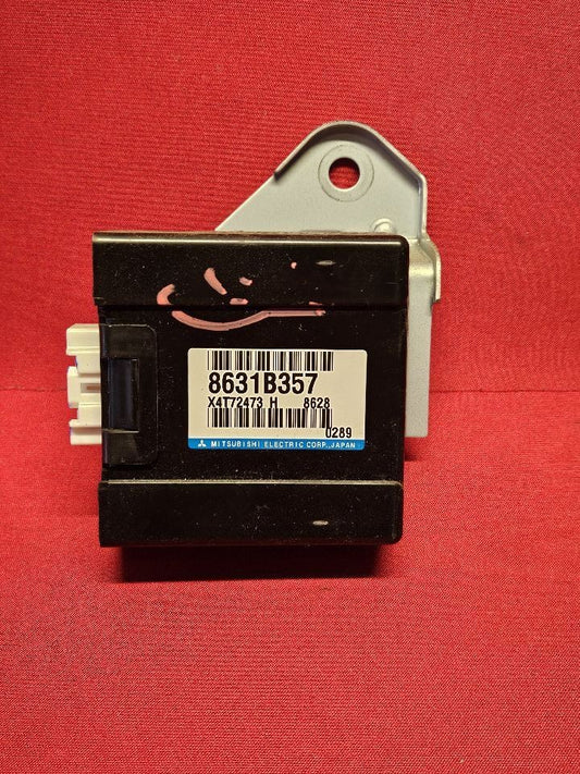 2018-2020 Mitsubishi Eclipse Cross AWD 4WD Transfer Case Control Module TCCM